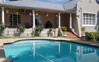 4 Bedroom House in Wembley