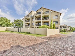 2 Bed Apartment in Sunninghill