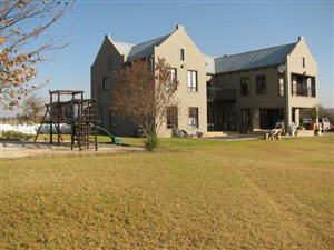 5 ha Farm in Mooiplaats AH