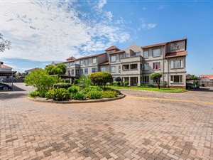 2 Bed Apartment in Edenglen