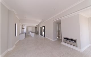3 Bedroom House in Sitari