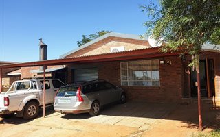 3 Bedroom House in South Ridge