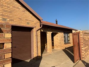 3 Bed House in Tembisa