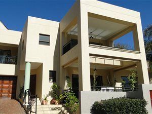3 Bed House in Dainfern Golf Estate