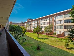 2 Bed Apartment in Florida