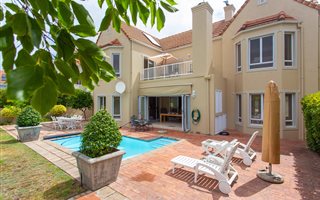3 Bedroom House in Boschenmeer Golf Estate