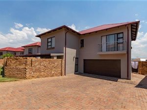 4 Bed House in Cedar Creek