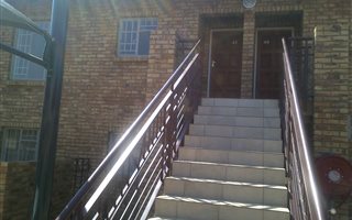 2 Bedroom Townhouse in Theresa Park