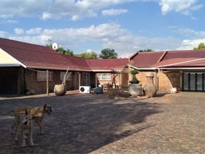 4 Bed House in Dal Fouche