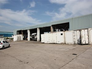 2900 m² Industrial space in Isipingo Rail