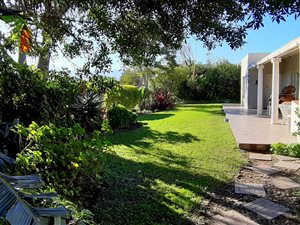 3 ha Farm in Bonnievale