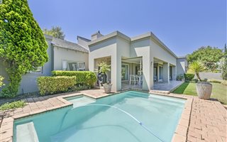 4 Bedroom House in Dainfern Golf Estate