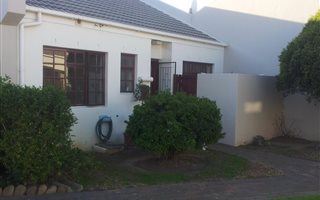 2 Bedroom Townhouse in Cherrywood Gardens