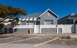 4 Bedroom House in Richmond Hill