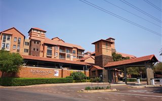 1 Bedroom Apartment in Newlands
