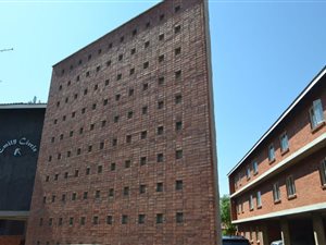 2400 m² Retail Space in Pretoria North