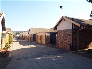 3 Bedroom Townhouse in Brits