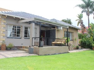 4 Bed House in Cyrildene