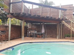 4 Bed House in Kingsview
