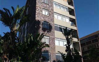 2 Bedroom Apartment in Green Point