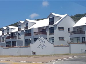 3 Bed Apartment in Boland Park