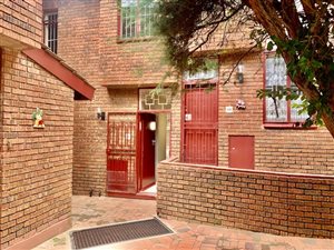 2 Bed Townhouse in The Hill