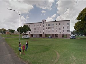 1 Bed Flat in Sophiatown
