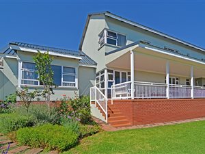 4 Bed House in Ruimsig