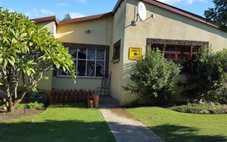 4 Bedroom House in Humansdorp