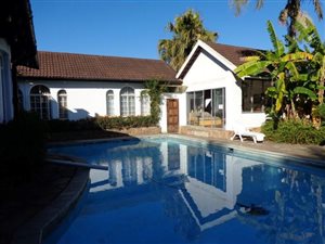 13 Bed House in Inchanga