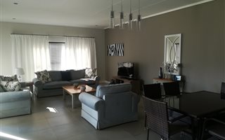3 Bedroom Cluster in Heather Park