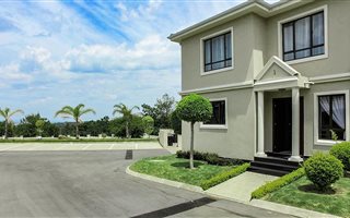 3 Bedroom Duplex in Carlswald Estate