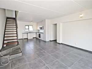 4 Bed Apartment in Barbeque Downs