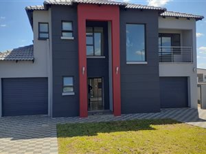 4 Bed House in Derdepoort