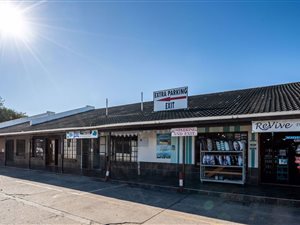 420 m² Commercial space in West Bank