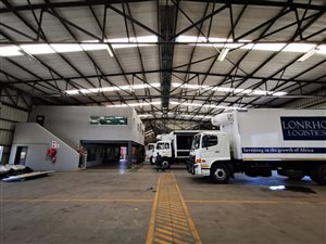 7153 m² Industrial space in Anderbolt