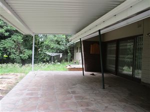 3 Bed House in Manors