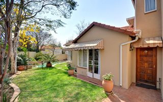 3 Bedroom House in Bromhof