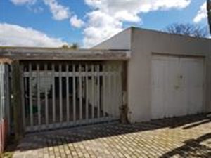3 Bed House in Porterville