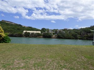 560 m² Land available in Royal Alfred Marina