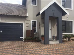 3 Bed House in Candlewoods Estate