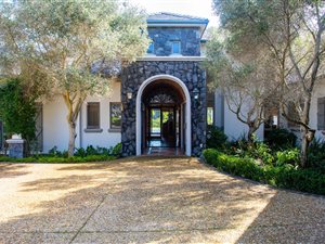 4 Bed House in Val de Vie