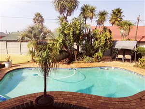 3 Bed House in Dan Pienaarville