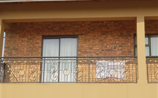 2 Bedroom Apartment in Caneside