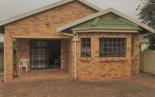 3 Bedroom House in Park Hill