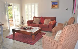 2 Bedroom House in Silver Lakes Golf Estate