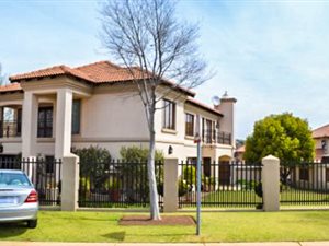 3 Bedroom House in Rietvalleirand