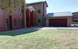 4 Bedroom House in Copperleaf