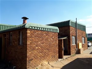 450 m² Industrial space in Roodekop