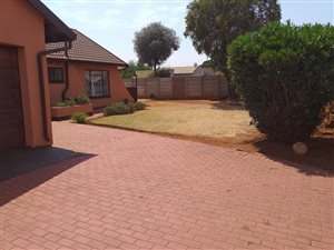 3 Bed House in Leondale